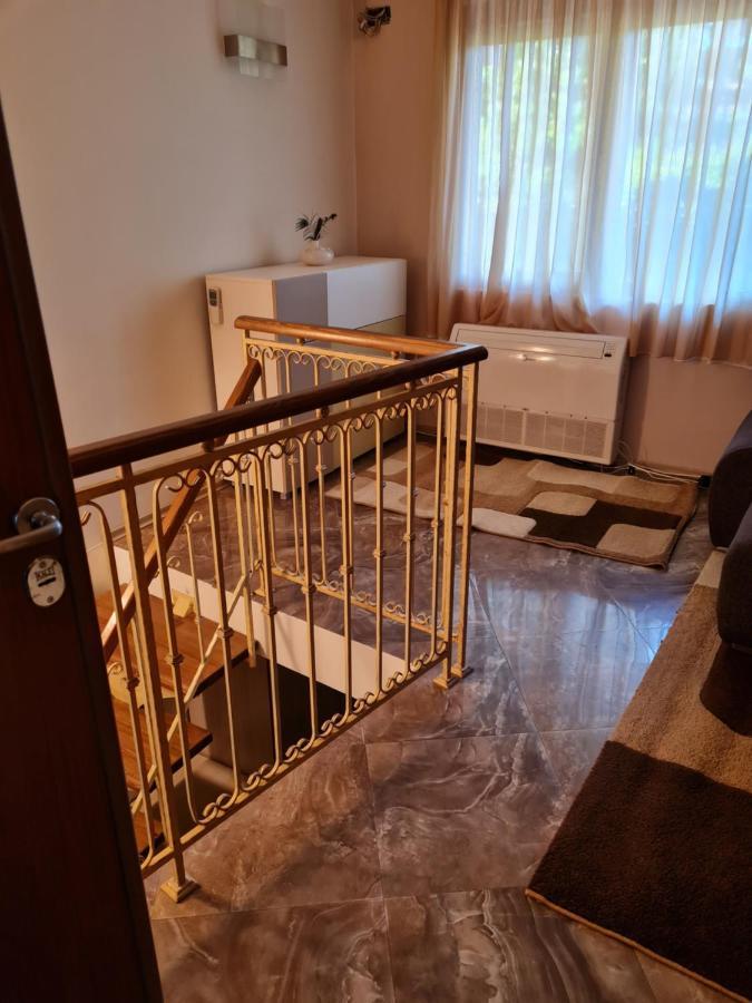 Ferienwohnung Aпартамент Момина Сълза Chissarja Exterior foto